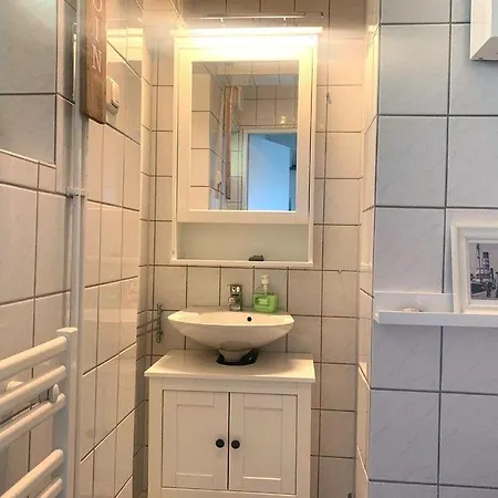 Haus-am-see-wohnung-14-sunside Apartment *